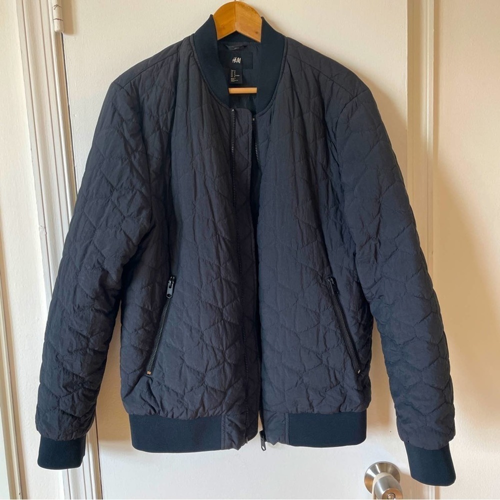 H&M Men’s Dark Navy Bomber Jacket Quilted Zip-up Medium